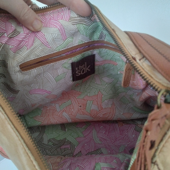 The Sak tan full grain leather hobo purse - Picture 7 of 9